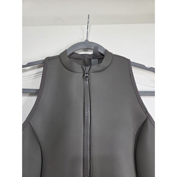 SKIMS Rubberized Scuba Swim Mock Neck Gray Chalk Dress NWT, Women's Medium - Picture 6 of 13
